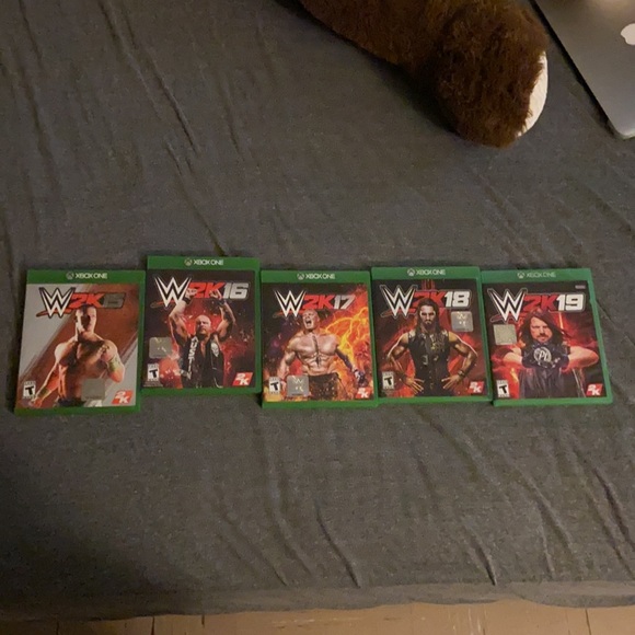 WWE 2k15-19 Xbox - Picture 2 of 2